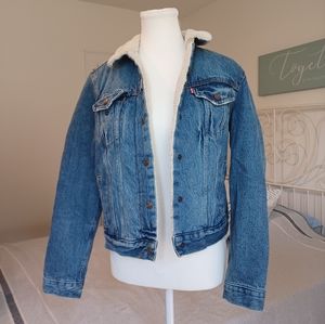 LEVIS SHERPA LINED DENIM JACKET